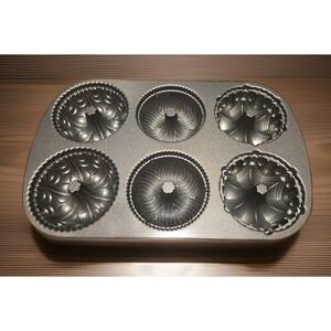 Nordic Ware Garland 6 Mini Bundt Cupcake Cakelet Pan Non-Stick Cast Aluminum USA